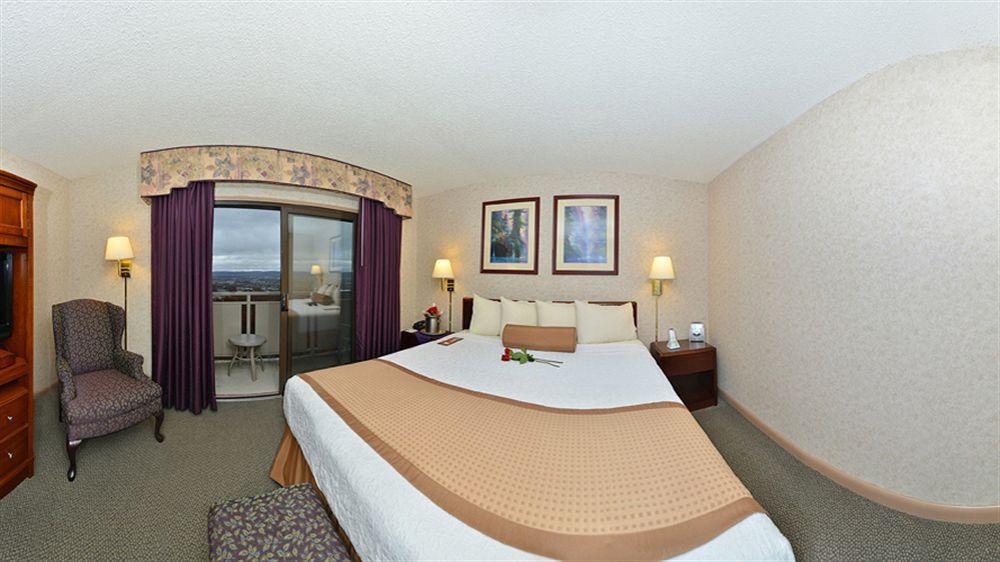 Holiday Inn Wilkes Barre - East Mountain, An Ihg Hotel Ngoại thất bức ảnh