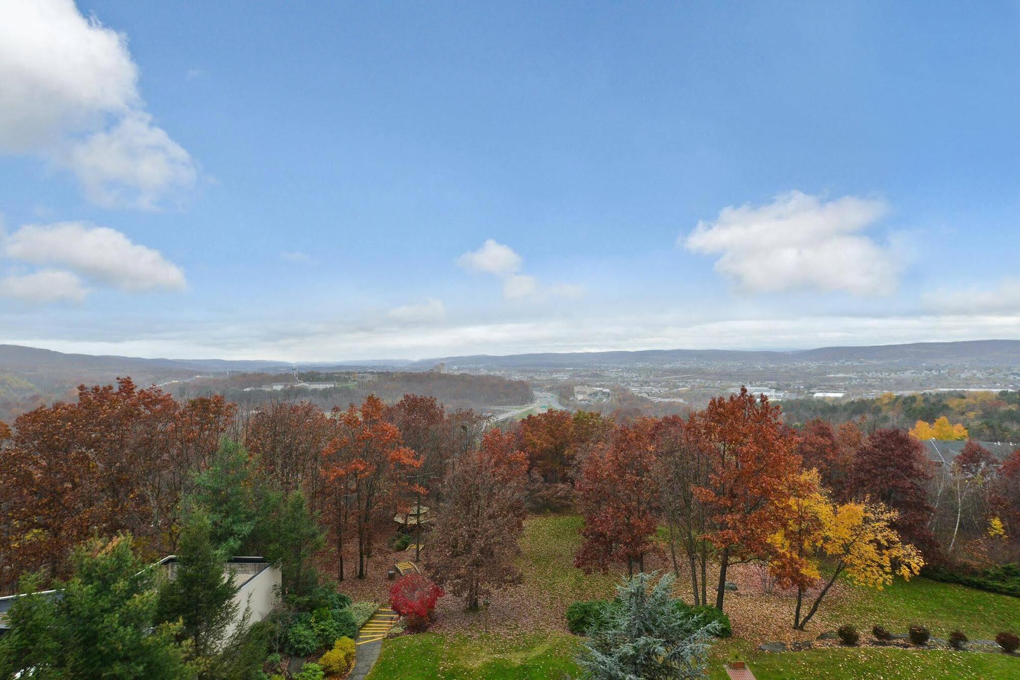 Holiday Inn Wilkes Barre - East Mountain By Ihg Ngoại thất bức ảnh
